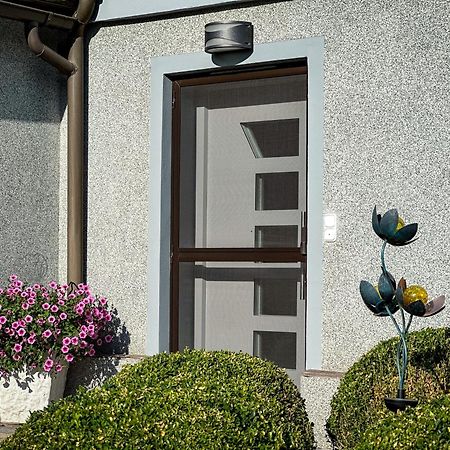 Gaestehaus Im Wiesengrund Sankt Stefan an der Gail Ngoại thất bức ảnh